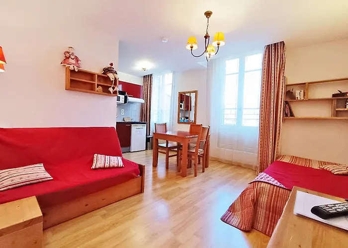 Le Bouquetin, Studio, Centre Luchon, Wifi, Casier A Skis, Ascenseur, 3 Personnes