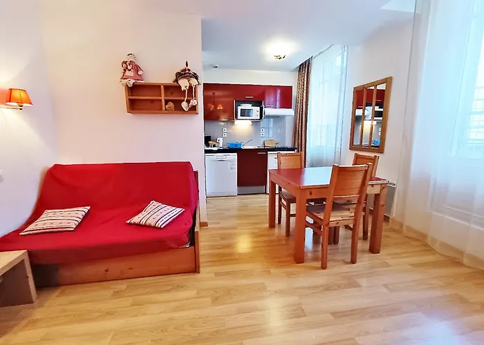 Le Bouquetin, Studio, Centre Luchon, Wifi, Casier A Skis, Ascenseur, 3 Personnes